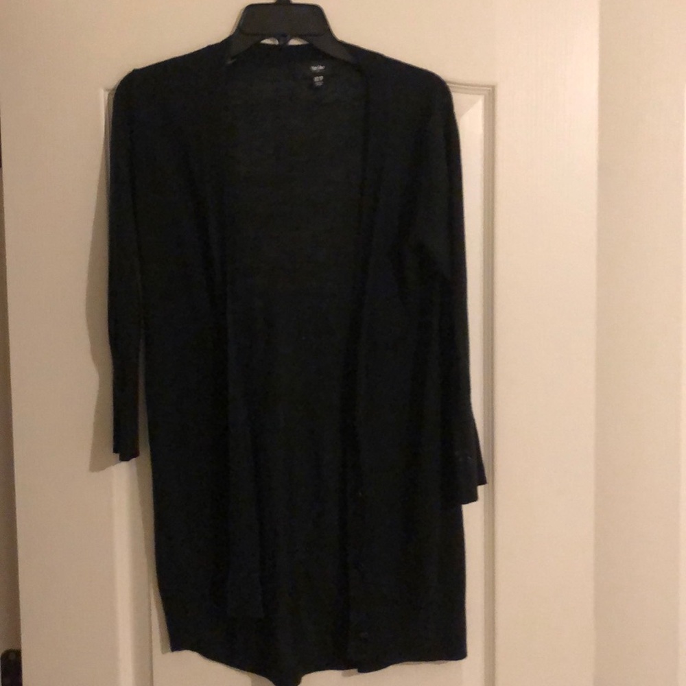 Cardigan sweater